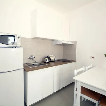 Ξενοδοχείο με διαμερίσματα Lantiana Napa