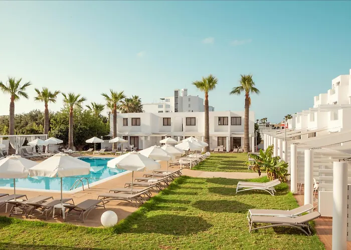 Aparthotel Lantiana Napa 3*