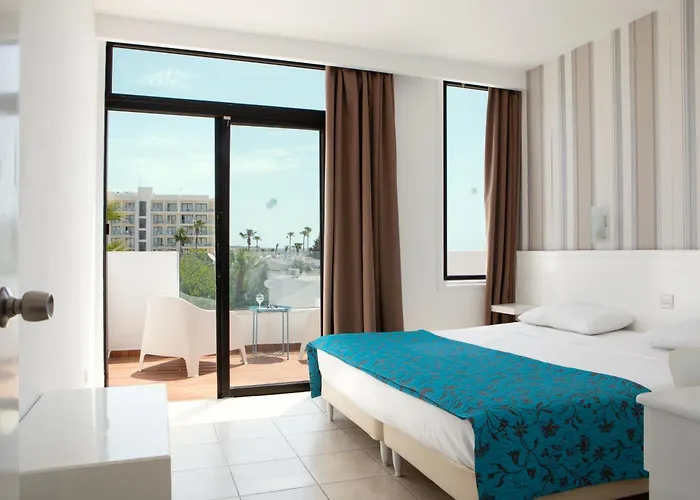 Lantiana Napa Aparthotel